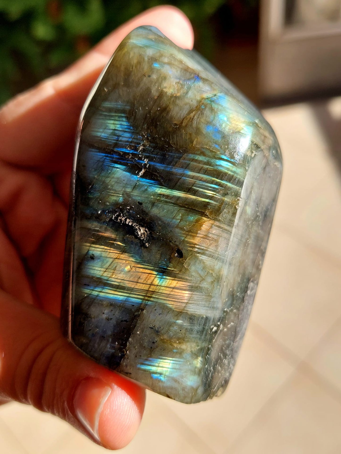 Labradorite freeform