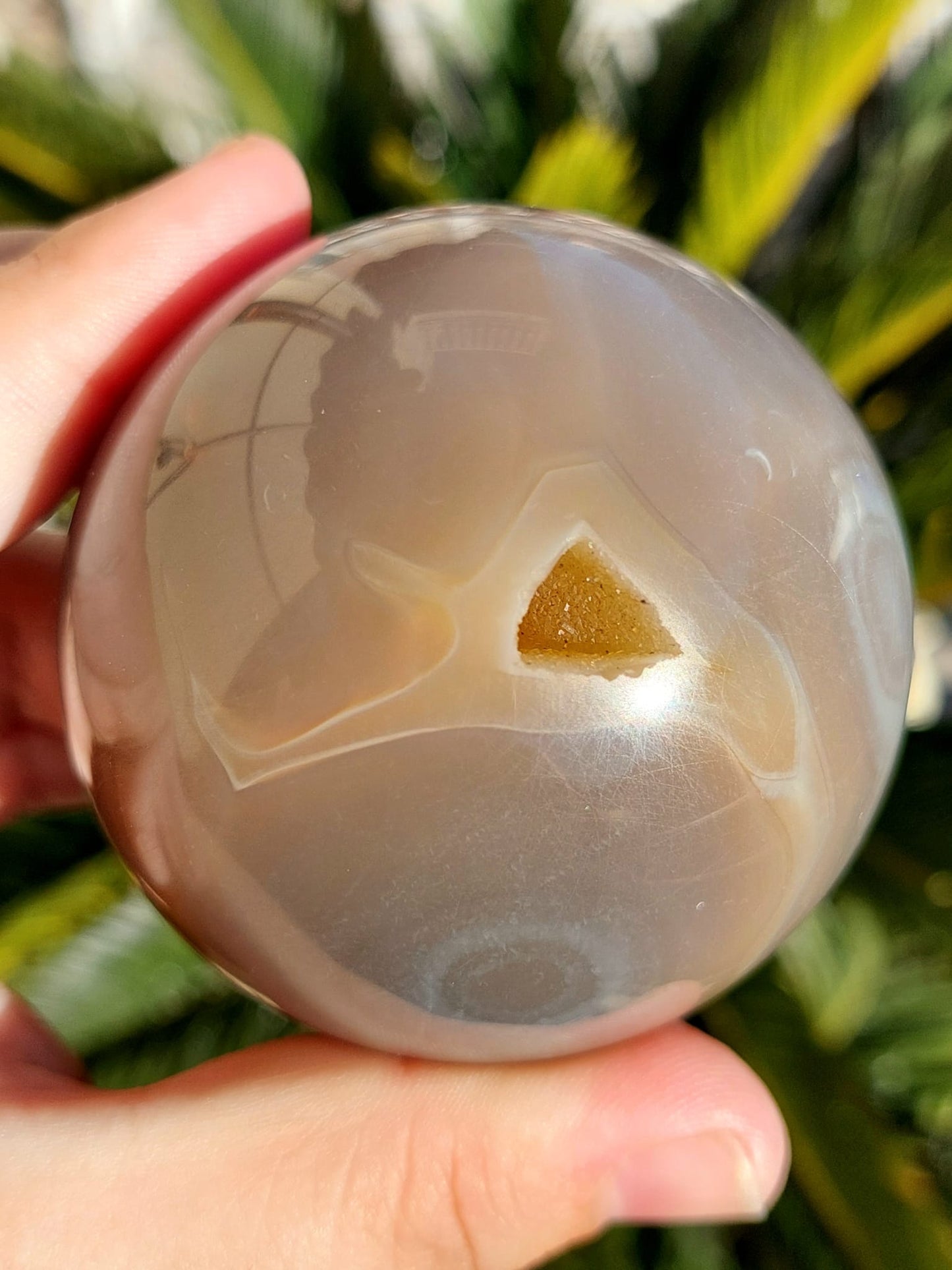 Agata sfera - 6,4 cm (IMPERFETTO)