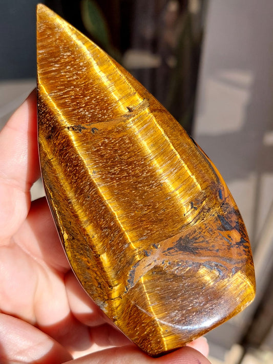 Occhio di Tigre forma a punta