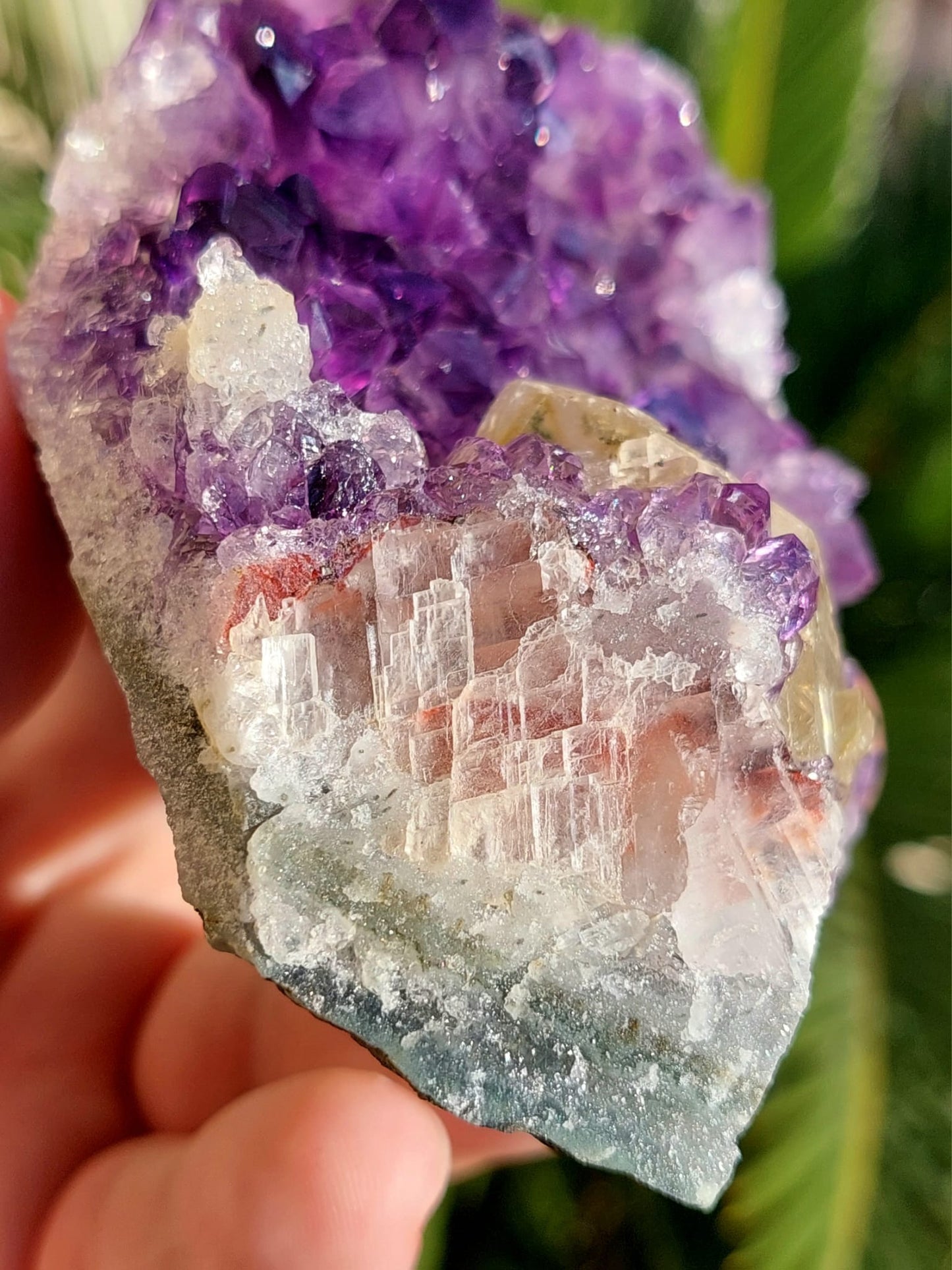 Drusa Ametista con Calcite