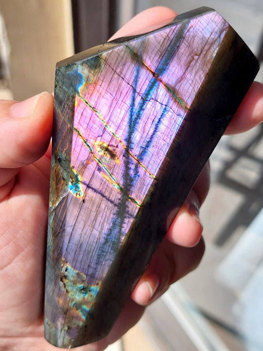 Labradorite/Spectrolite freeform