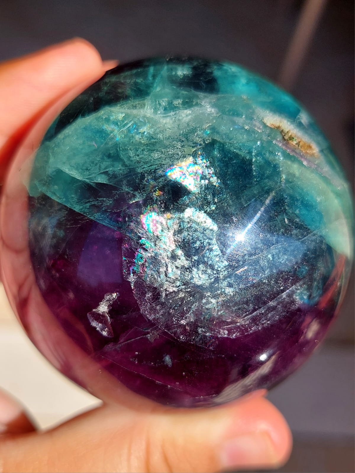 Fluorite sfera - 7 cm (IMPERFETTO)