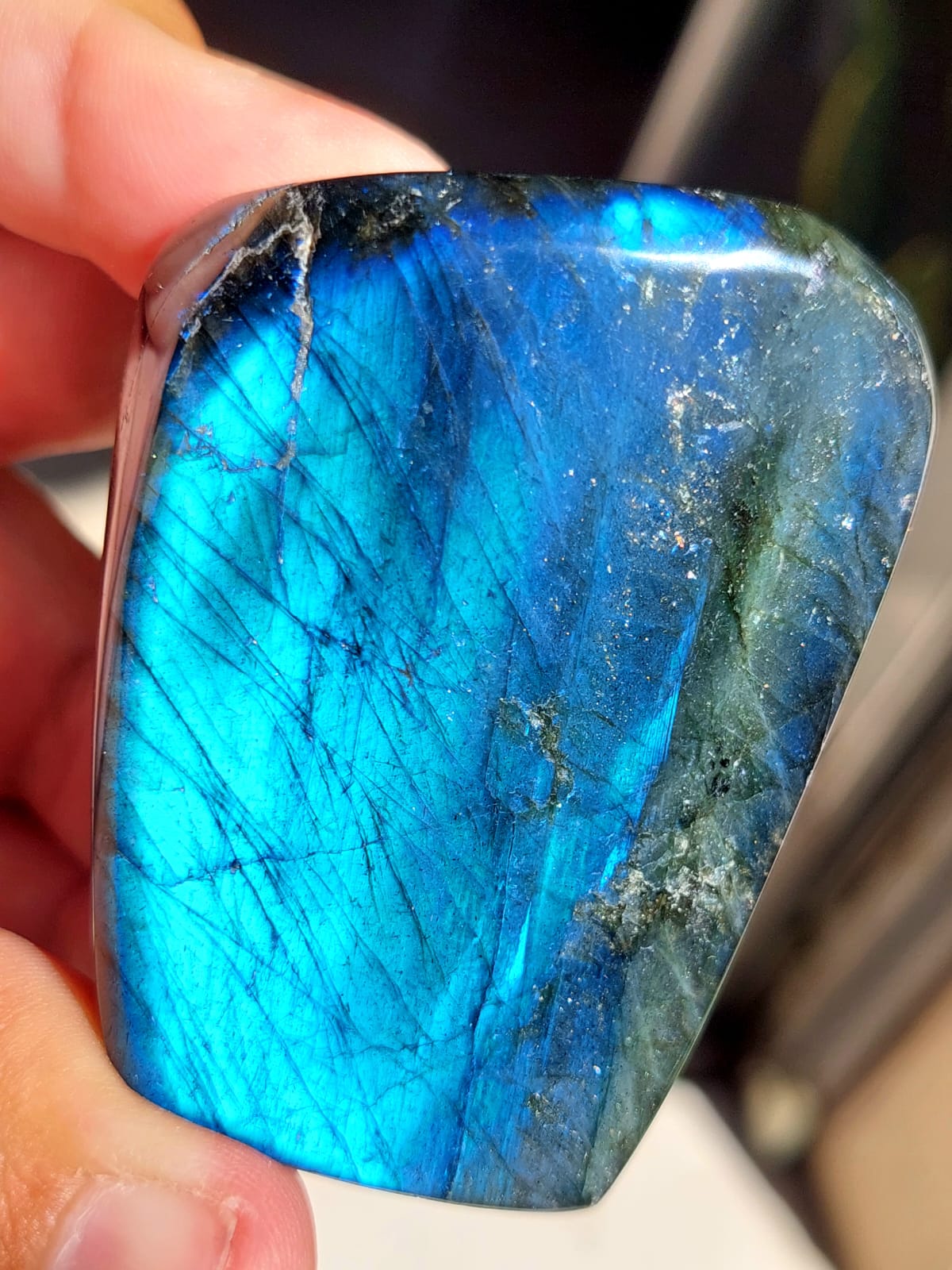 Labradorite freeform