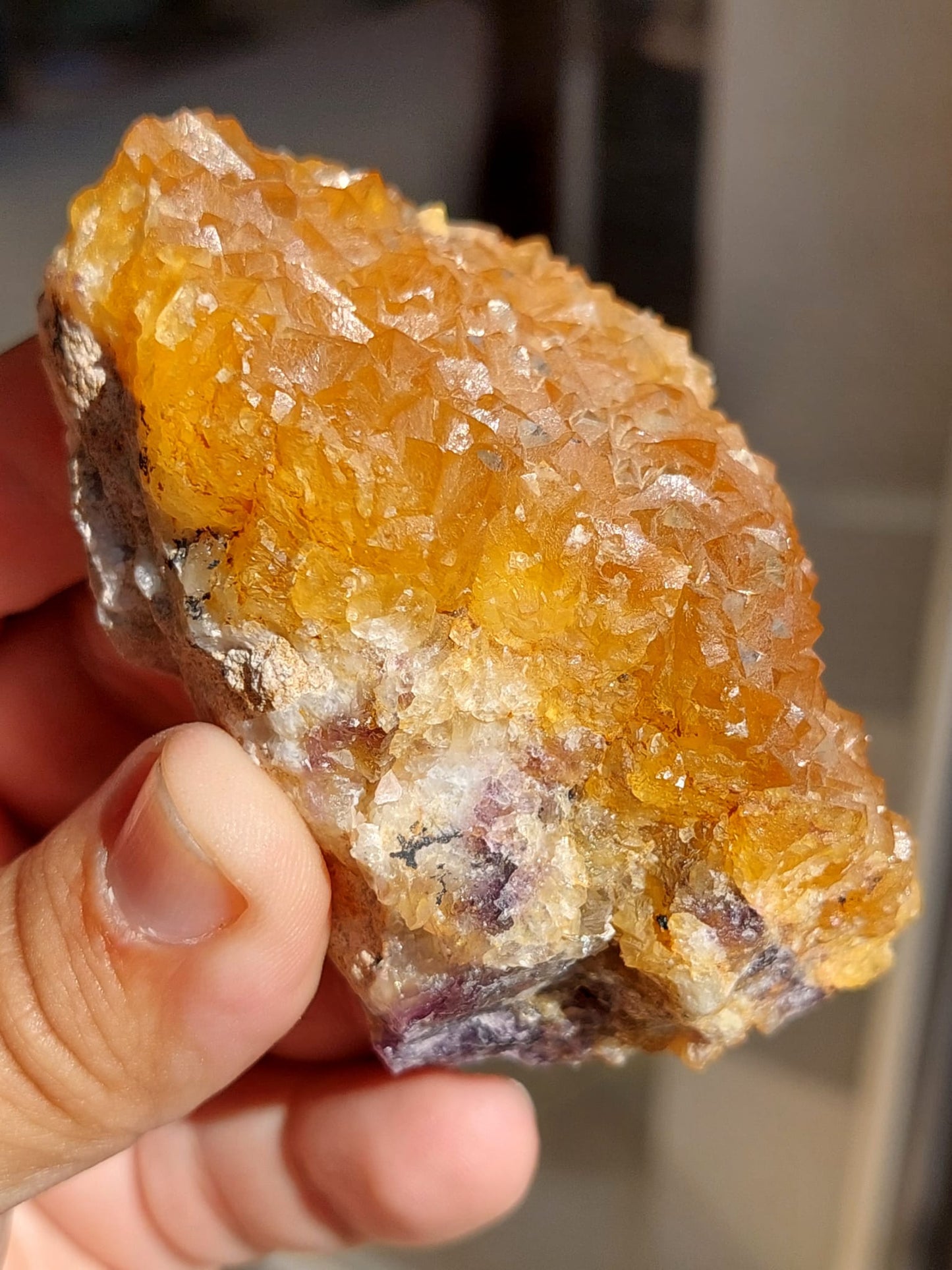 Fluorite grezza cubica