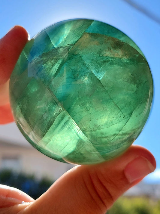 Fluorite sfera - 6 cm