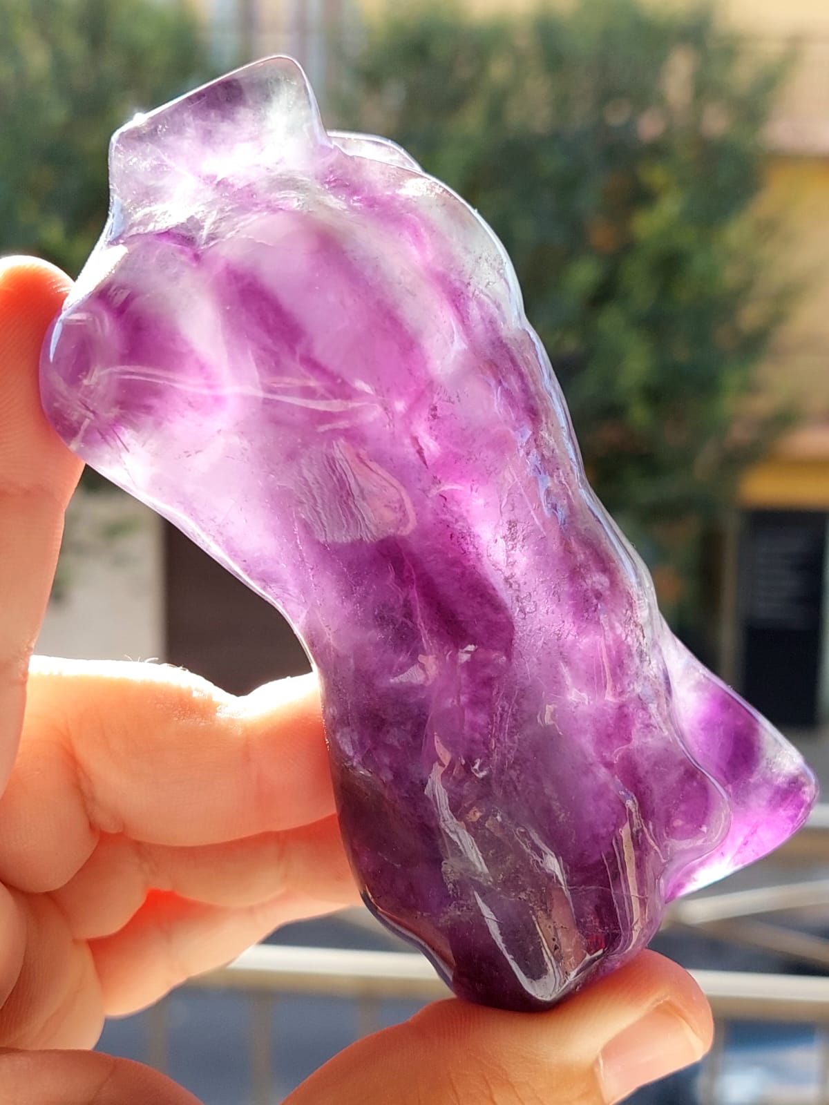 Fluorite Rainbow body maschile - 9,9 cm