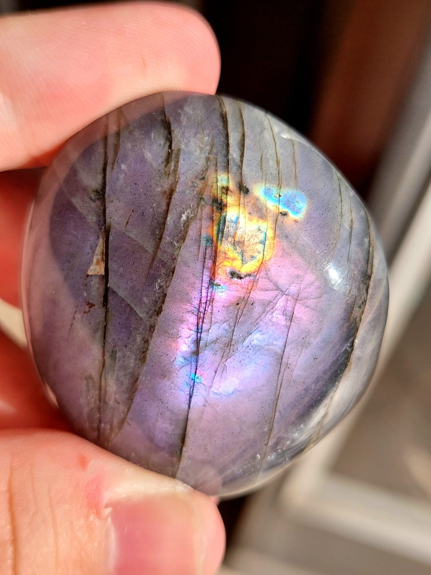 Labradorite palmstone